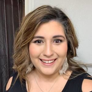 Meet your Posher, Monique